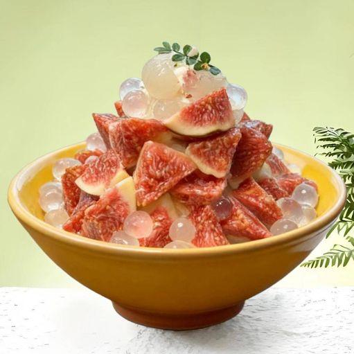 Fresh fig milk ice — dish photo