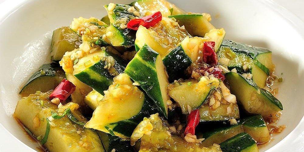 拍黄瓜 - Authentic Sichuan Cuisine